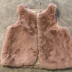 Super cute girls fur vest
